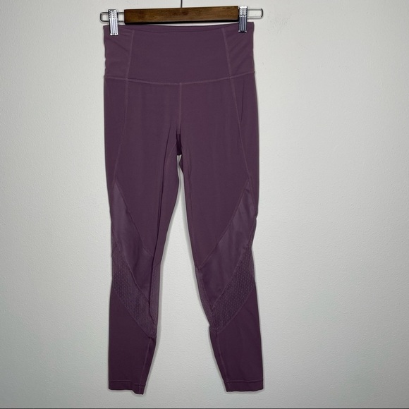 Athleta Women Mauve Mesh Mid Rise Shine Salutation Tight Leggings XS - Picture 2 of 8